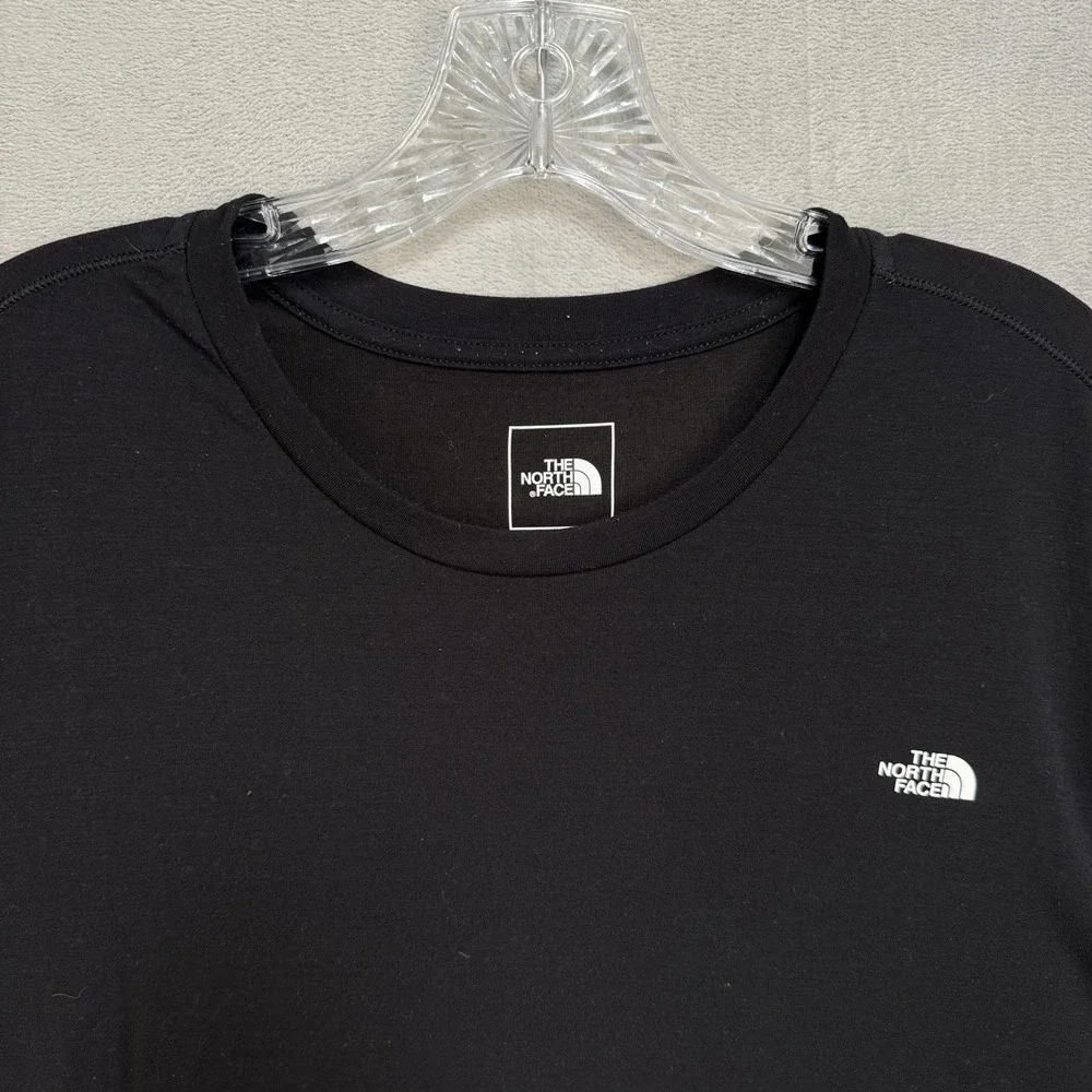 The North Face Mens 2XL Black FlashDry-XD Short Sleeve Athletic T-Shirt Top